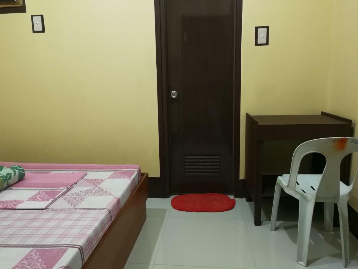 Joyful Guest House Ель-Нідо Екстер'єр фото